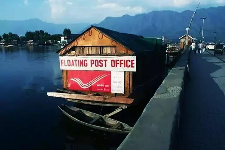 Jammu and Kashmir: World's Only Floating Post Office in Dal Lake Srinagar