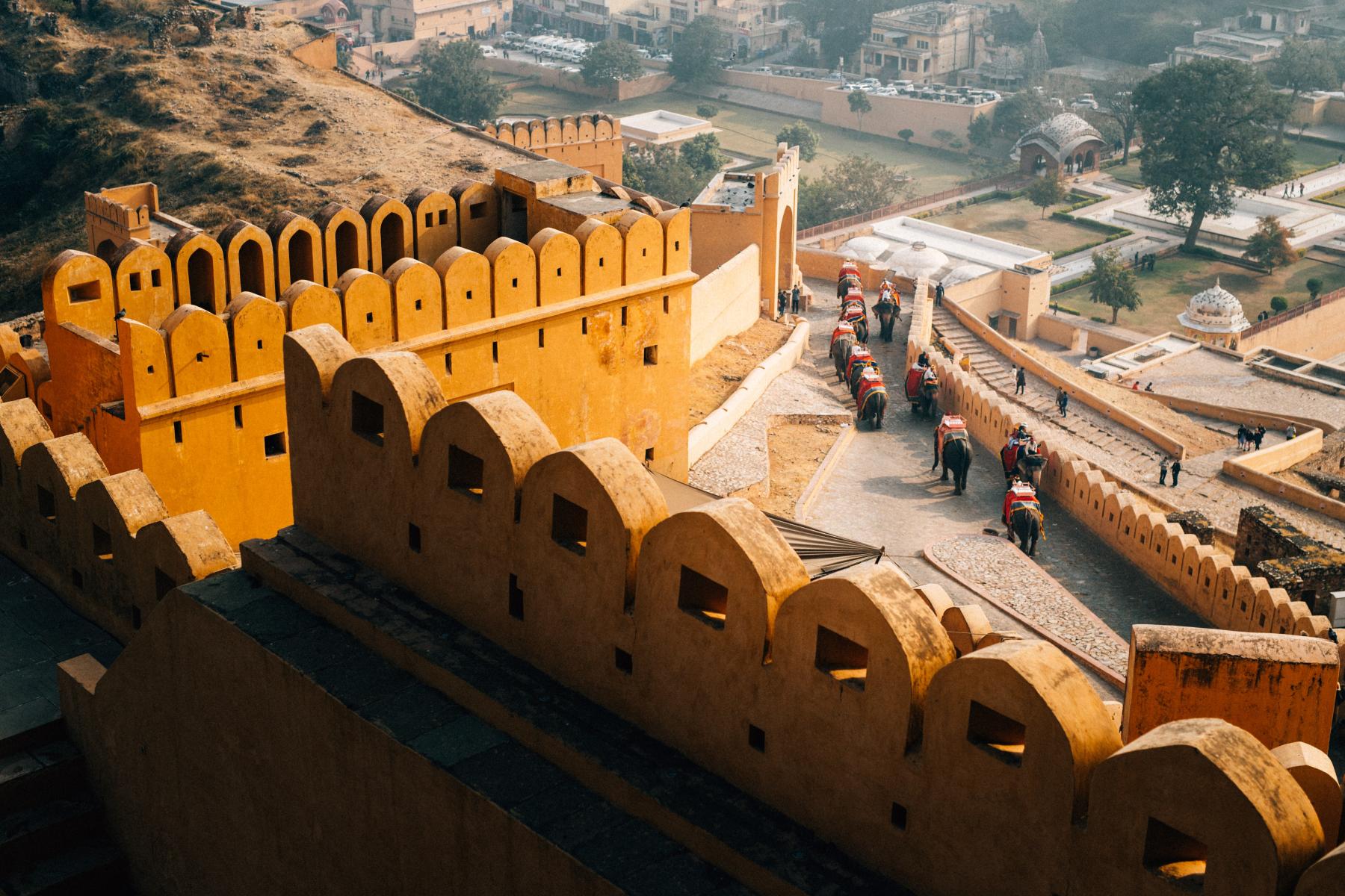 20 Most Popular Big Forts in India