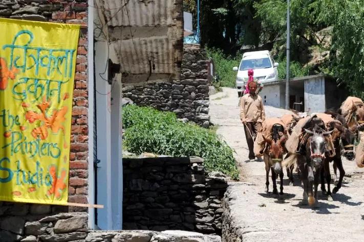 The 4tables Project: An Experiential Art Village in Himachal Pradesh